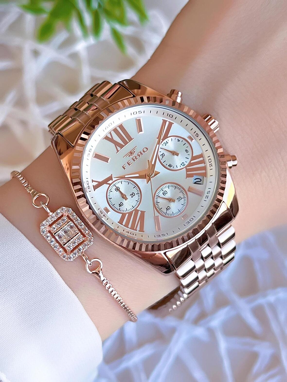 Ferro İç Fonksiyonları Aktif Rose/Gold Renk Kararmaz Renk Atmaz 3 Atm Kadın Kol Saati EFL41172C