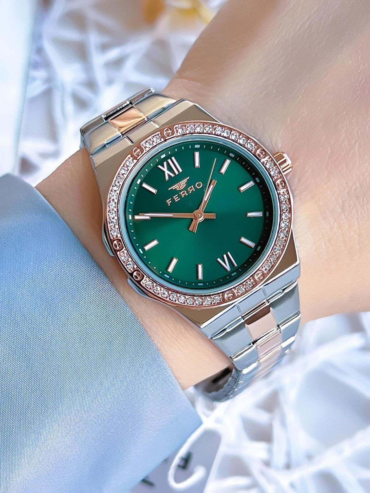 Ferro Çelik Kordonlu Gümüş/Rose Kararmaz Renk Atmaz 3 Atm  Özel Tasarım Kadın Kol Saati BFL21358-E