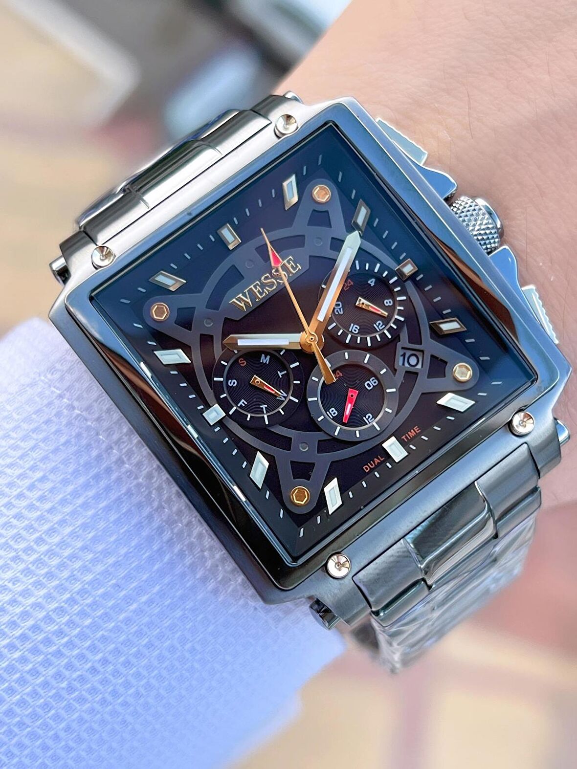 Wesse Çelik Kordon İç Fonksiyonları Aktif 5 Atm Suya Dayanıklı Erkek Kol Saati EWWG402705