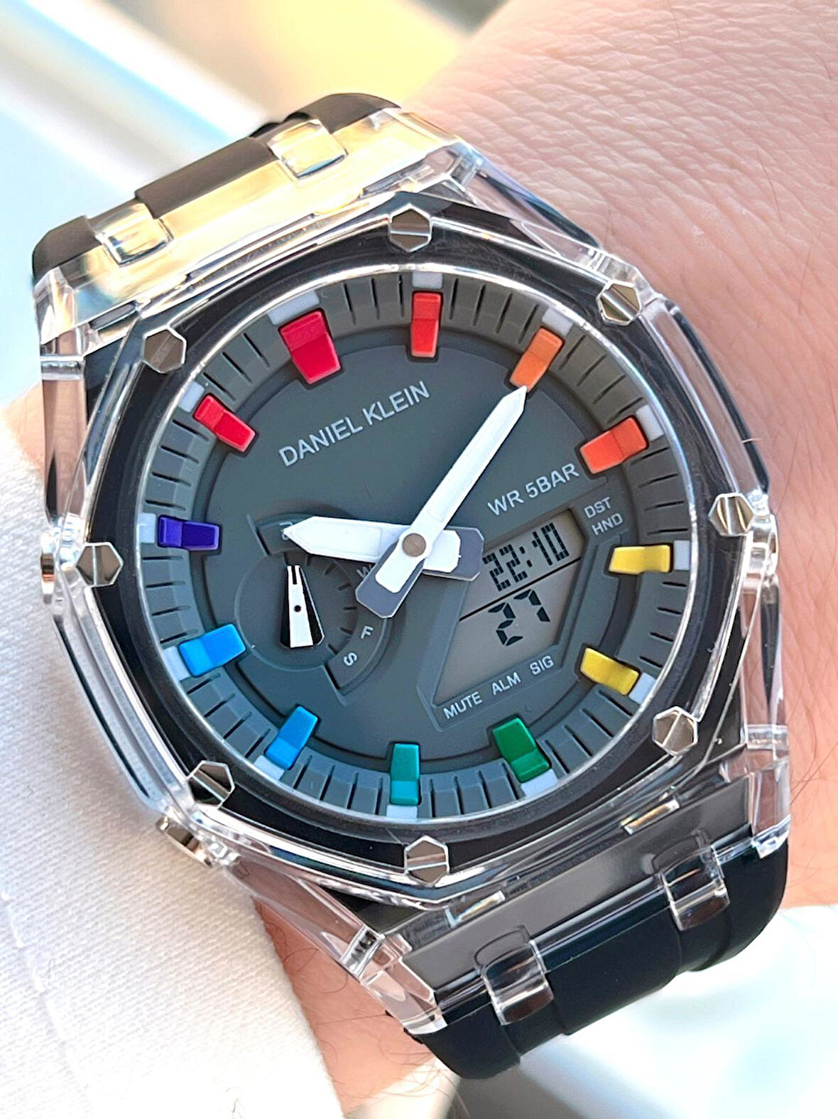 Daniel Klein Silikon Kordon Dijital&Analog 50 Mt Suya Dayanıklı Erkek Kol Saati EDK.2100.5