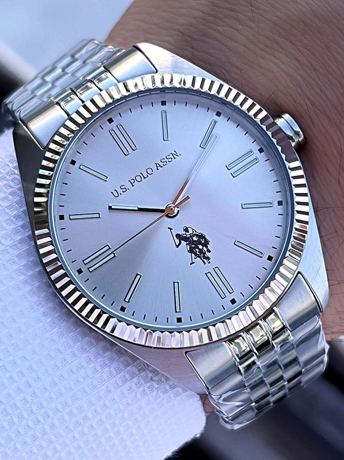 U.S.Polo Assn Çelik Kasa Ve Kordon 2 Yıl Garantili 3 Atm Suya Dayanıklı Erkek Kol Saati FS1096.01