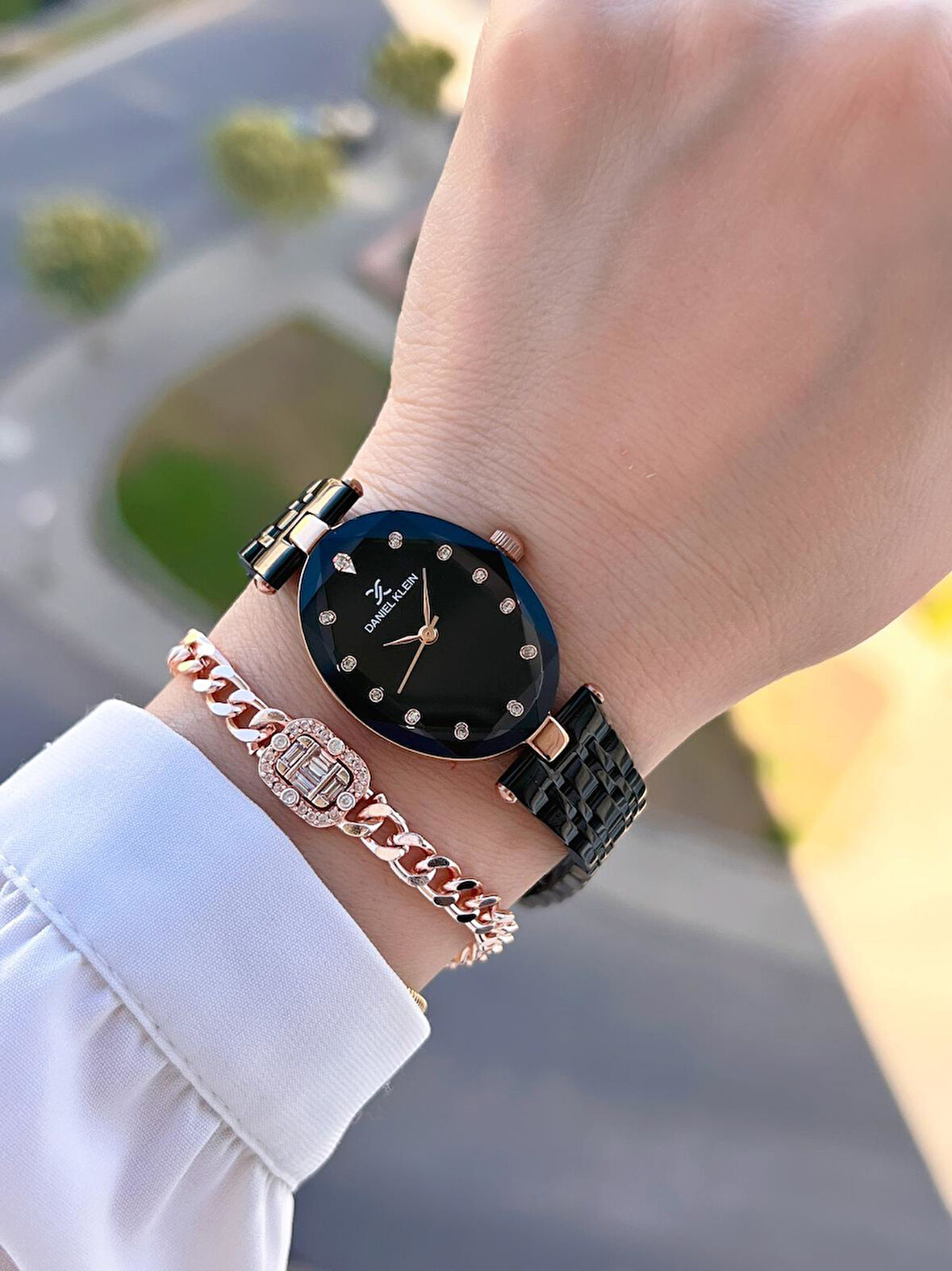 Daniel Klein Çelik Kordon Elips Kasa Kesme Camlı 2 Yıl Garantili Kadın Kol Saati+Bileklik 10891.10