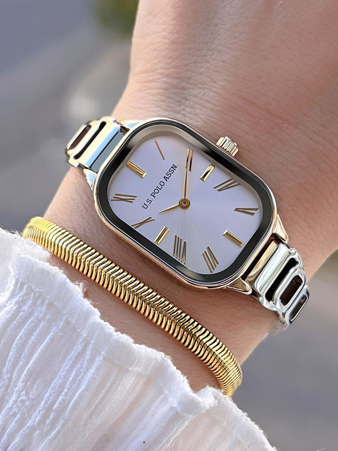U.S.POLO ASSN Çelik Kordon 3 Atm Suya Dayanıklı Kadın Kol Saati+Bileklik Hediyeli USPA.2111.M04