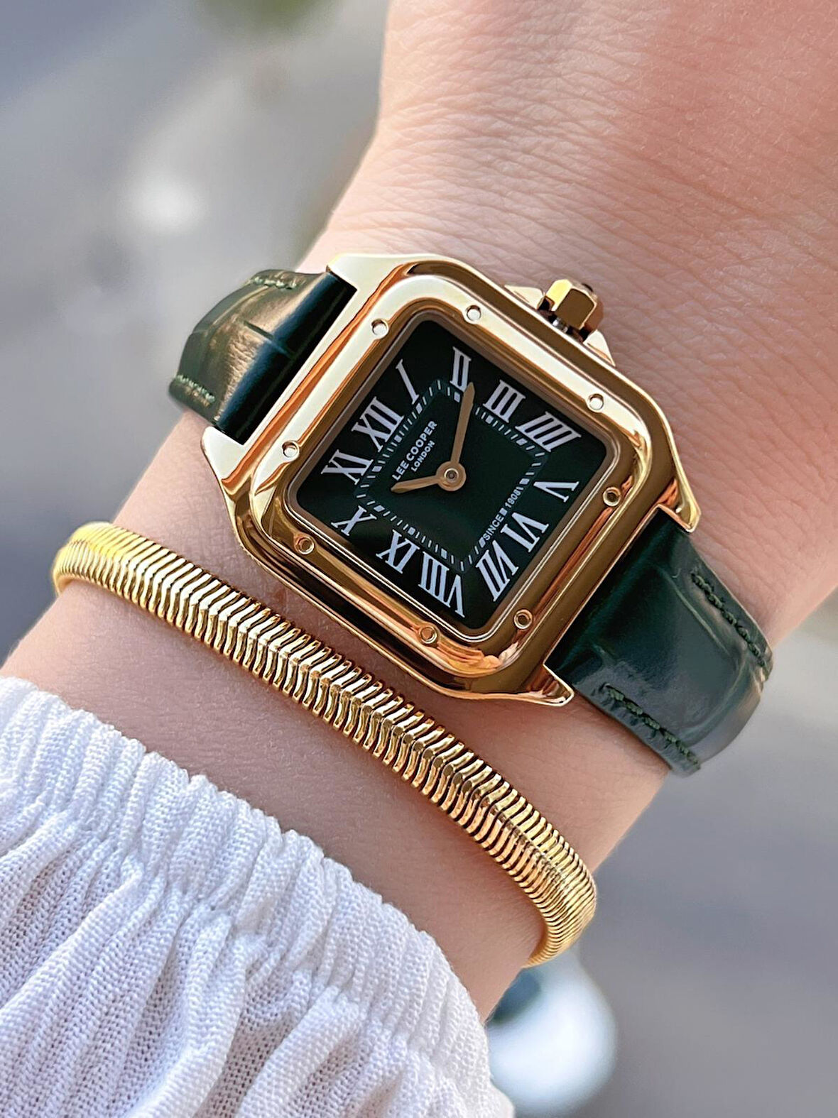 Lee Cooper Deri Kordonlu 3 Atm Suya Dayanıklı 2 Yıl Garantili Kadın Kol Saati BLC08191.175