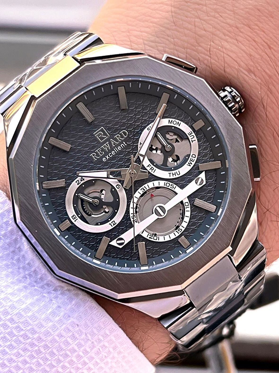 Reward Çelik Kordon 2 Yıl Garantili 5 Atm Suya Dayanıklı İç Fonksiyonları Aktif Erkek Kol Saati RE26