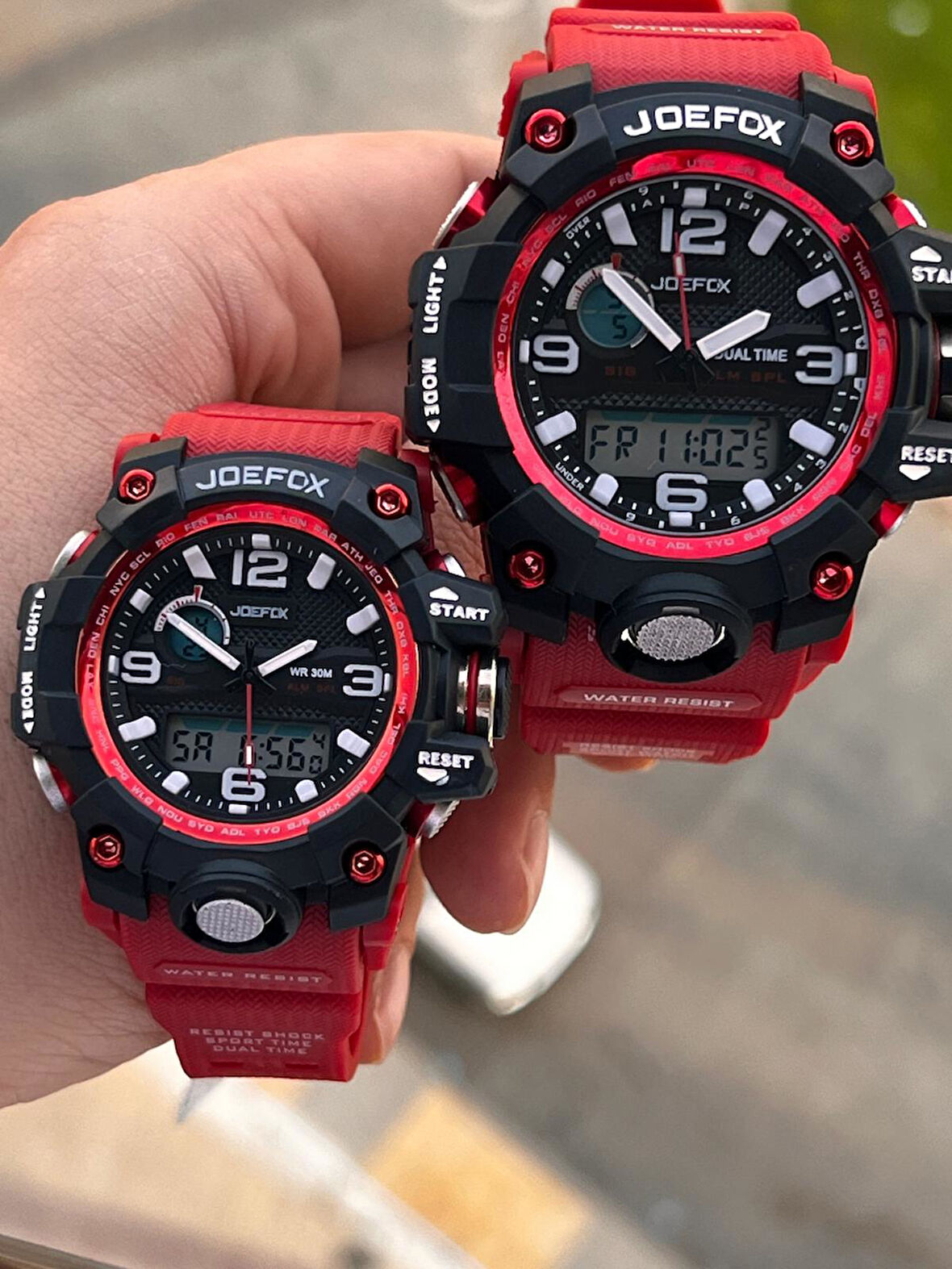 Joefox Digital Ve Analog Çiftlere Özel 2 Yıl Garantili 3 Atm Suya Dayanıklı Çift Kol Saati JE.CFT.05