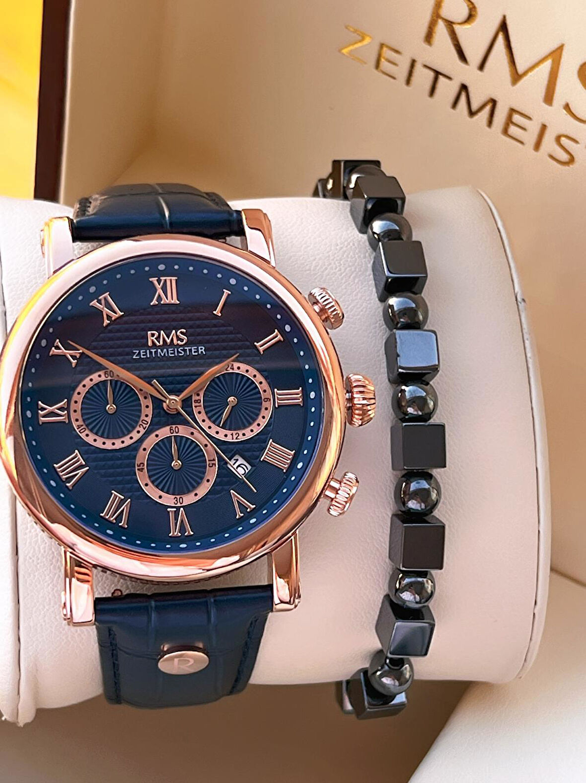 Romanson Deri Kordon İç Fonksiyonları Aktif 5 Atm Suya Dayanıklı Erkek Kol Saati AG1634.06