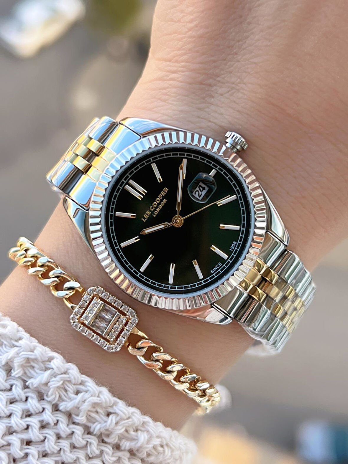 Lee Cooper Çelik Kordonlu 3 Atm Suya Dayanıklı 2 Yıl Garantili Kadın Kol Saati BC.08210.270