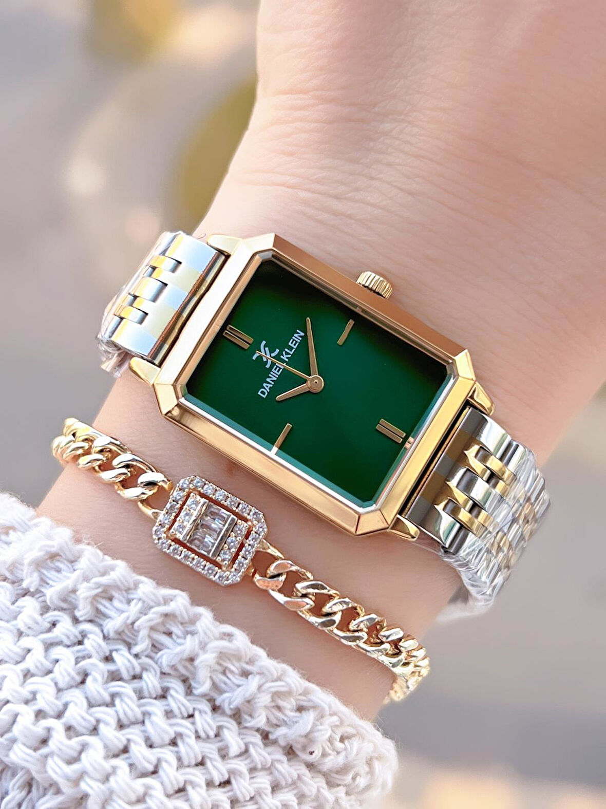 Daniel Klein Çelik Kordonlu 2 Yıl Garantili 3 Atm Suya Dayanıklı Kadın Kol Saati+Bileklik BD.13785.8