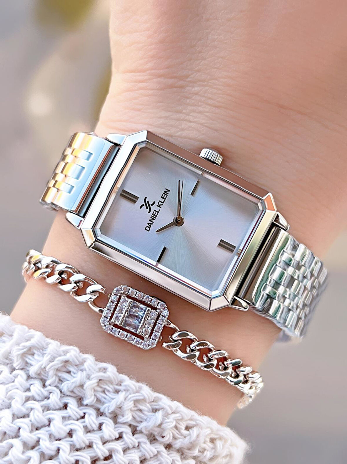 Daniel Klein Çelik Kordonlu 2 Yıl Garantili 3 Atm Suya Dayanıklı Kadın Kol Saati+Bileklik BD.13785.1