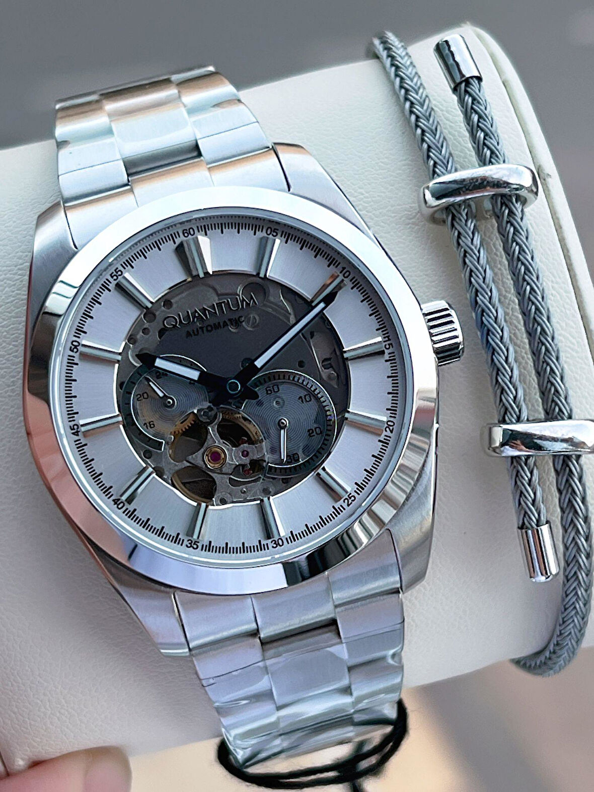 Quantum Otomatik Mekanizma Sapphire Cizilmez Cam Çelik Kordon 10 Atm Erkek Kol Saat EMG.1132.340