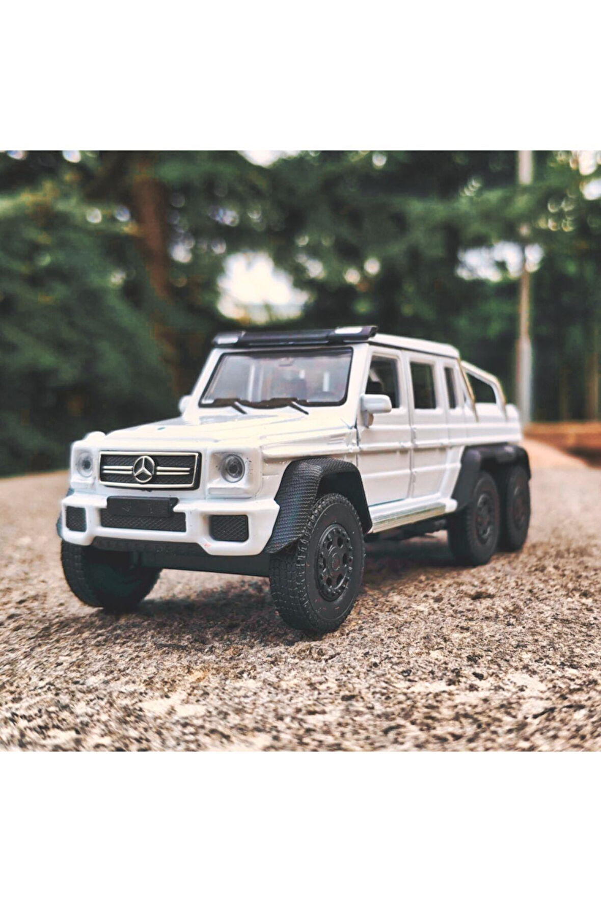 G63 Amg 6x6 Koleksiyon Metal Araba 12cm Lüks Araba Beyaz