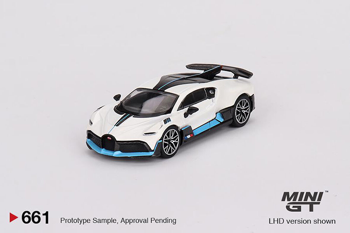 Mini GT Bugatti Divo White 661