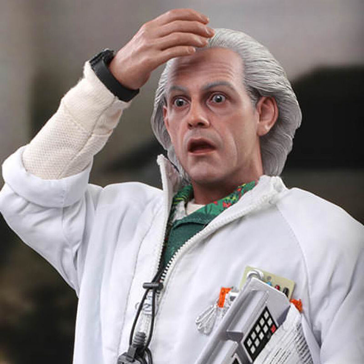 Hot Toys Doc Brown (Deluxe Version) Sixth Scale Figure - 909291 - MMS610 - Back To The Future / BTTF Movie