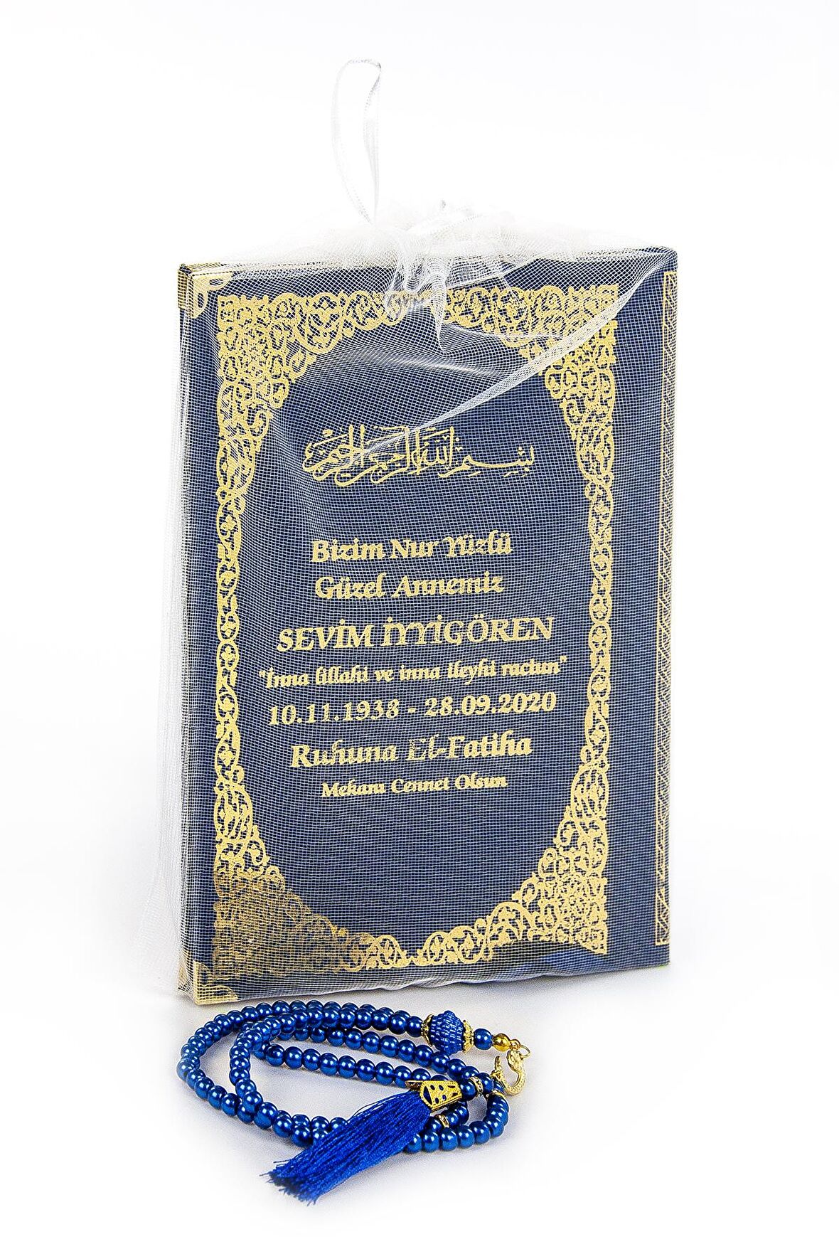 50 ADET - İsim Baskılı Ciltli Yasin Kitabı Orta Boy Tül Keseli İnci Tesbihli Lacivert Renk