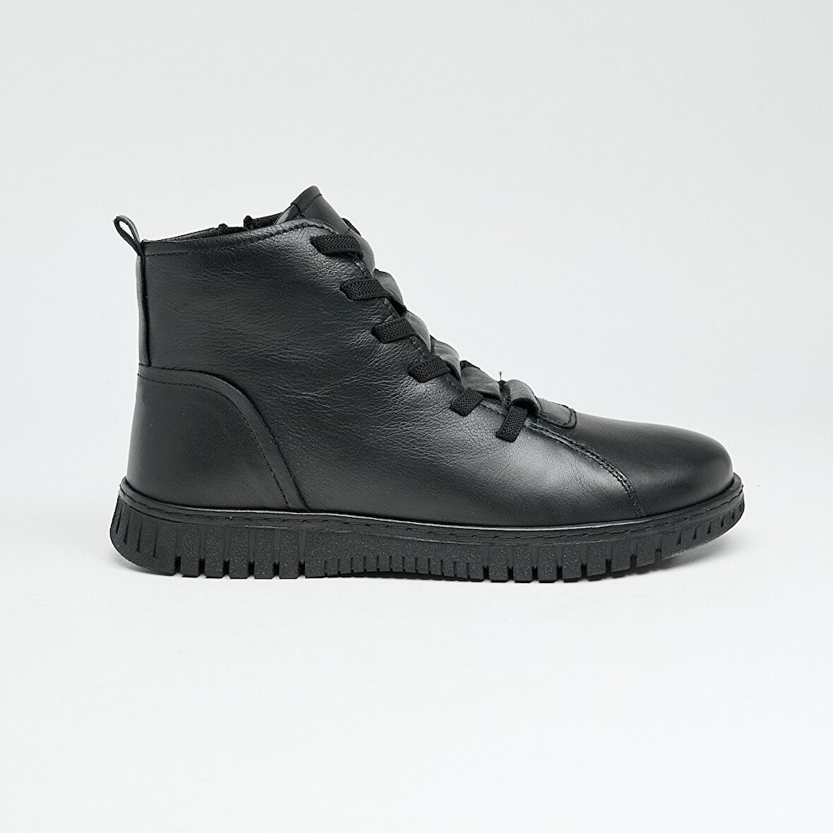 Hakiki Deri Fermuarlı Lastik Bağcıklı Kadın Bot 