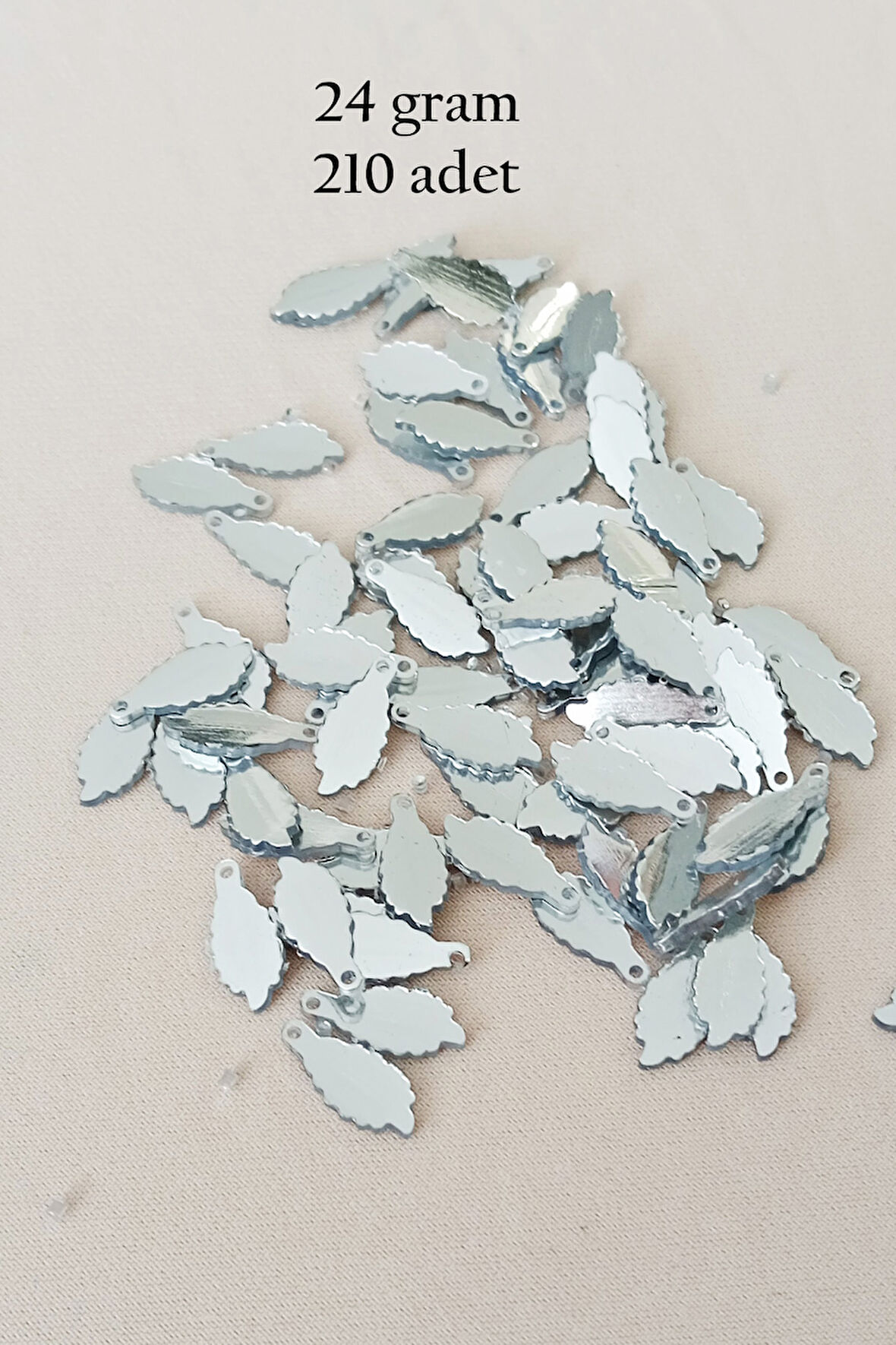 Oya Abiye Bileklik Kolye Pleksi Metalik Plastik Pul Gümüş Renk 24 gram 210 adet - BNC572