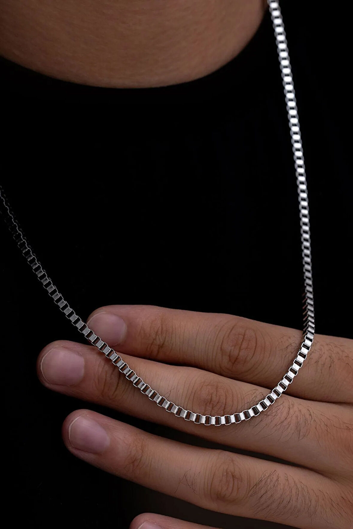 Erkek Çelik Kolye - 3 Mm Orta Kalınlıkta Küp Model Çelik Kolye