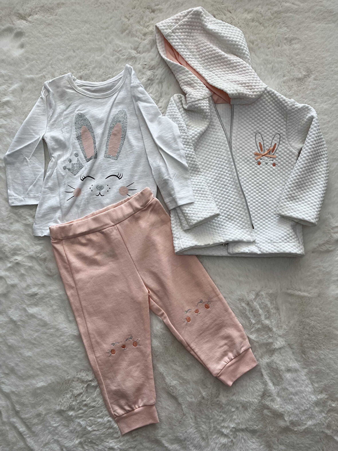 Bunny Cepli Özgün Üçlü Takım