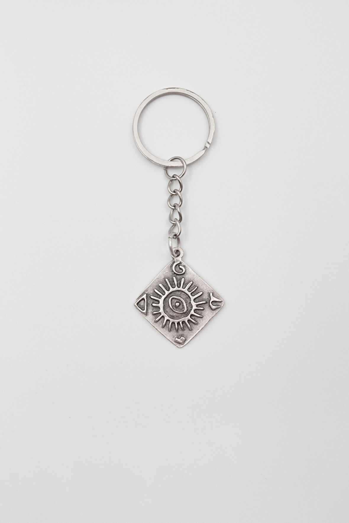 Güneş ve Göz Sembollü Anahtarlık - Antik Gümüş Kaplama - Kadın Erkek