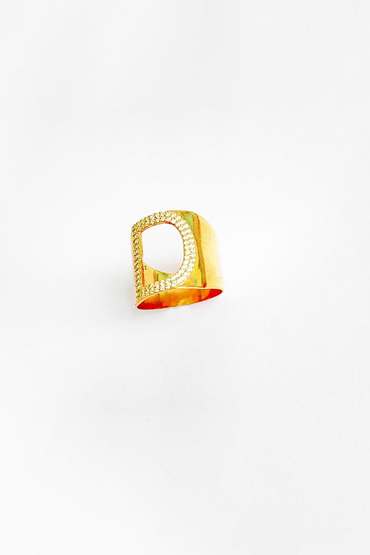 Beyaz Taşlı Gümüş Harf Yüzük - D