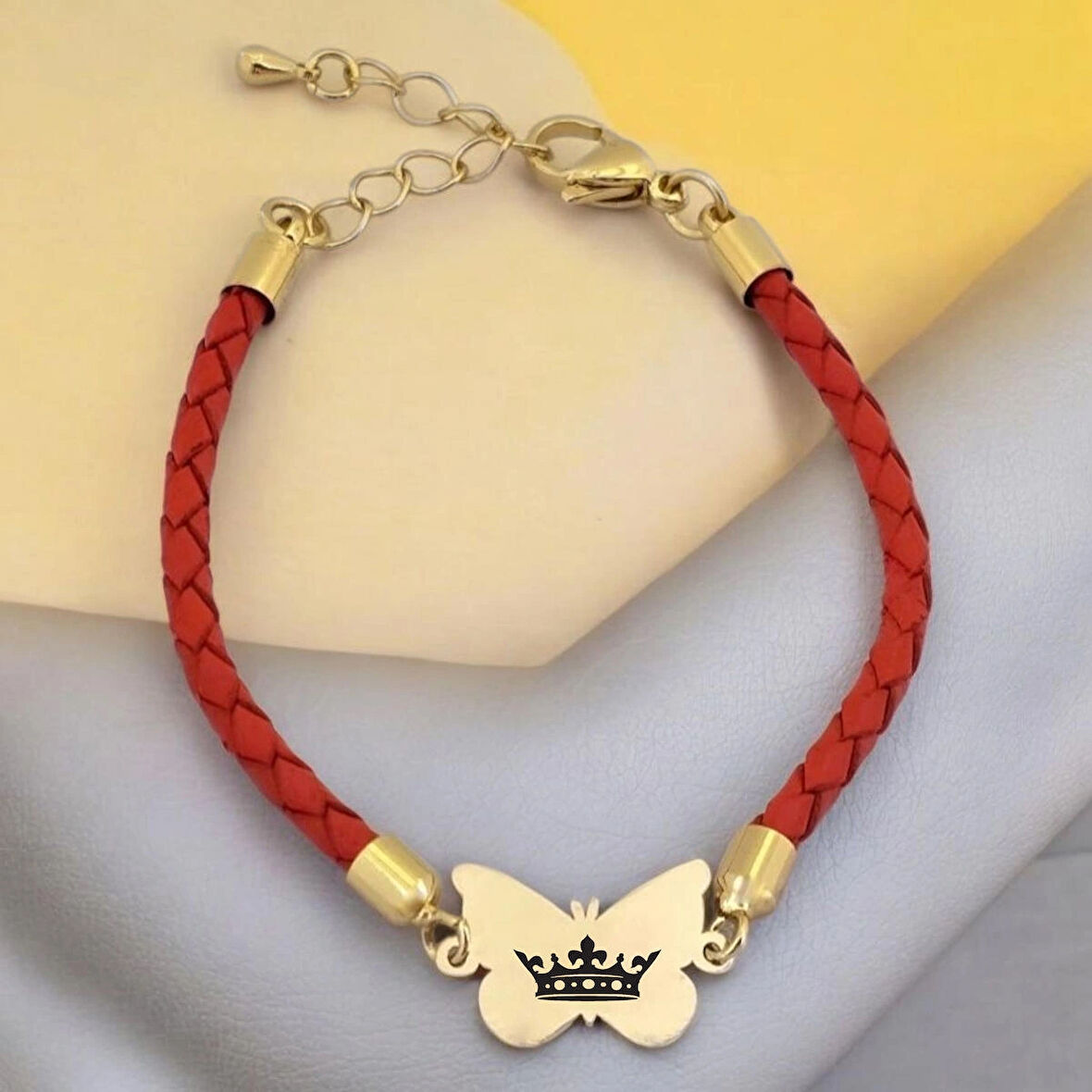 Kelebek Temalı Kelebek Motifli 14 Ayar Altın Plakalı Turuncu Derili Hediye Bileklik-502sembol