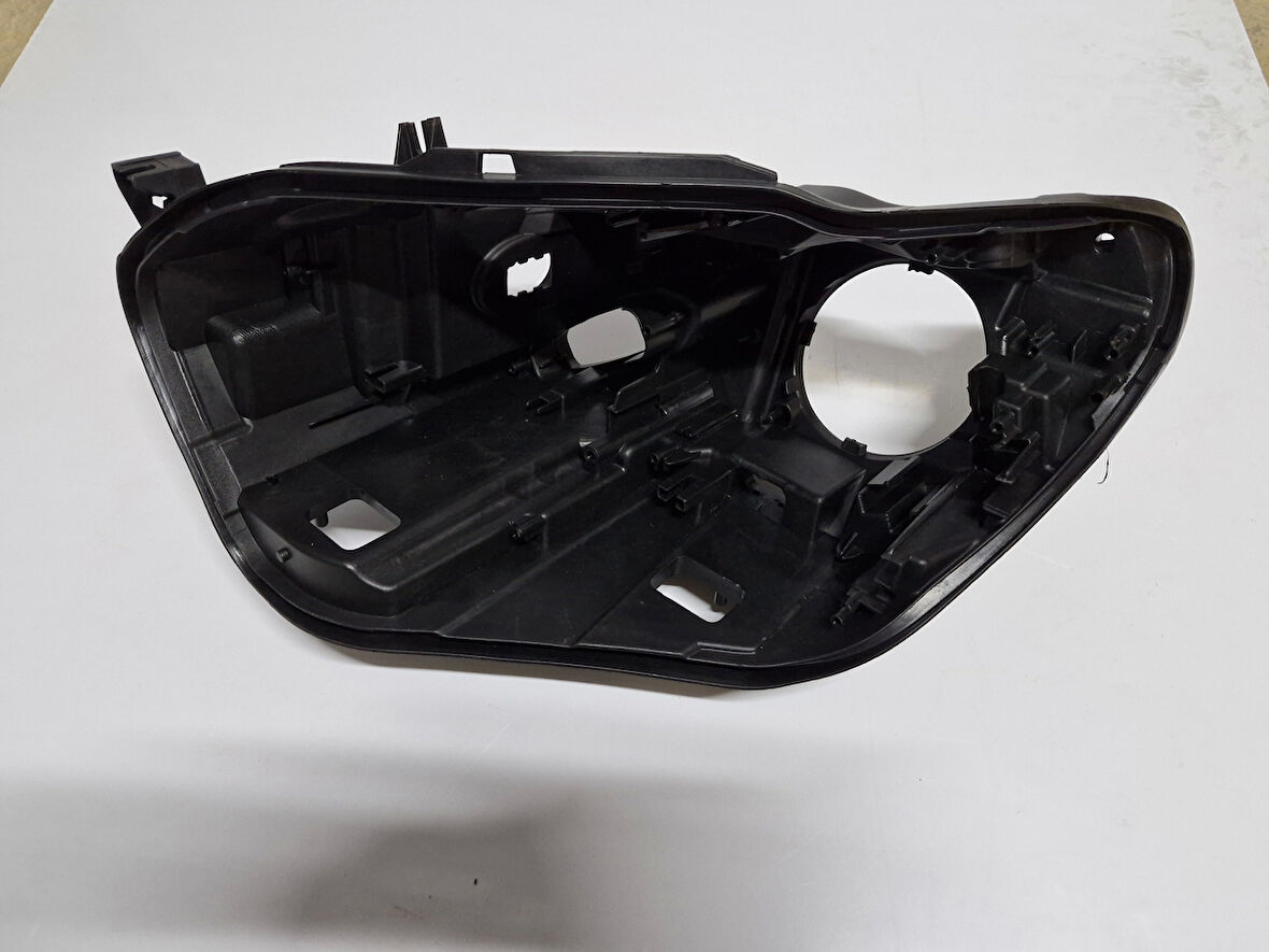 BMW F20 116 SOL ÖN FAR KASASI SIFIR 2011-2014