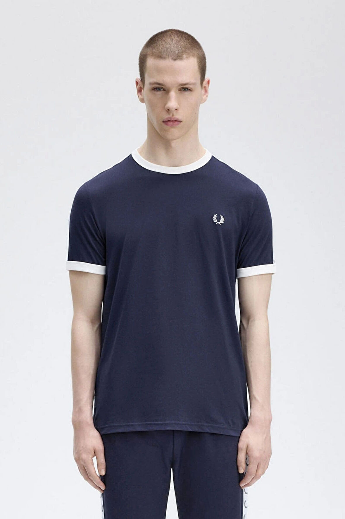 Fred Parry Erkek Lacvert Logo Detaylı T-shirt