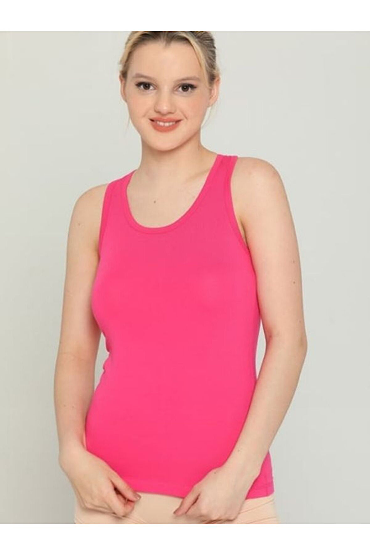 Kadın Sporcu Atleti Micra Kumaş Esnek