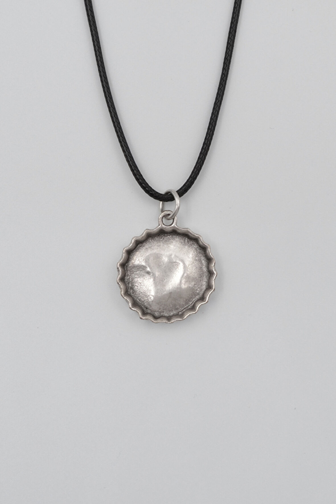 Retro Gazoz Kapağı Siyah Deri İp Kolye - Antik Gümüş Kaplama - Kadın Erkek - 60 cm