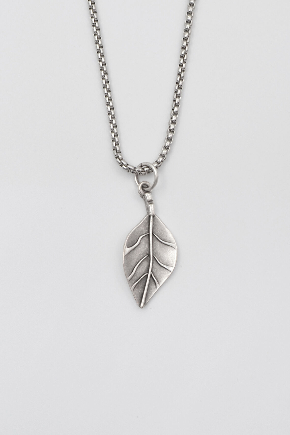 Gerçekçi Yaprak Örme Zincir Kolye - Antik Gümüş Kaplama - Kadın Erkek - 60 cm