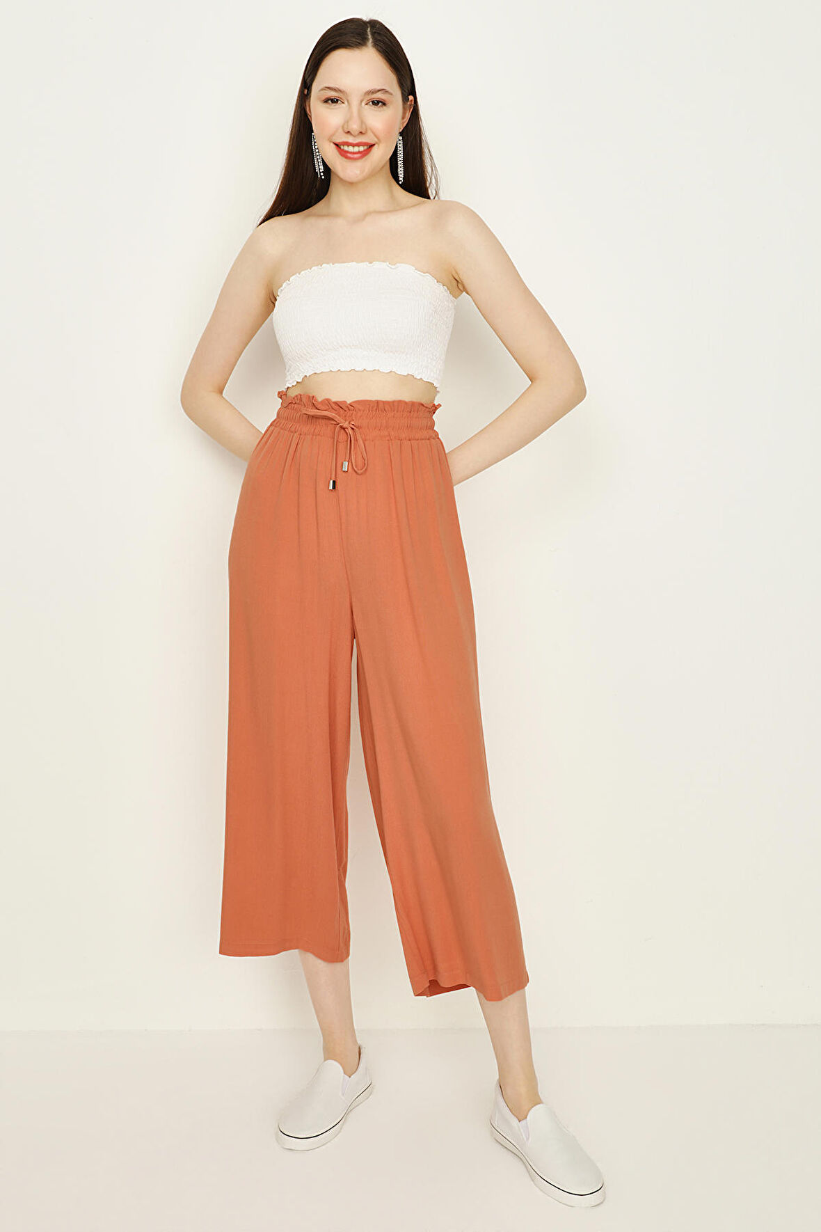 Kadın Beli Lastikli Geniş Paça Rahat Pantolon