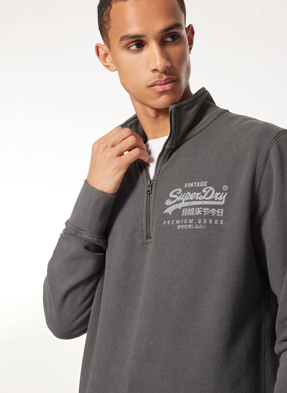 Superdry Bisiklet Yaka Siyah Erkek Sweatshırt M2013797AAFB_CLASSIC VL GRAPHIC HAL