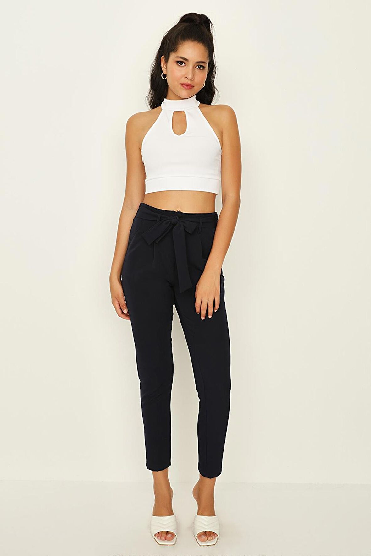 Kadın Kuşaklı Bilek Boy Cigarette Pantolon