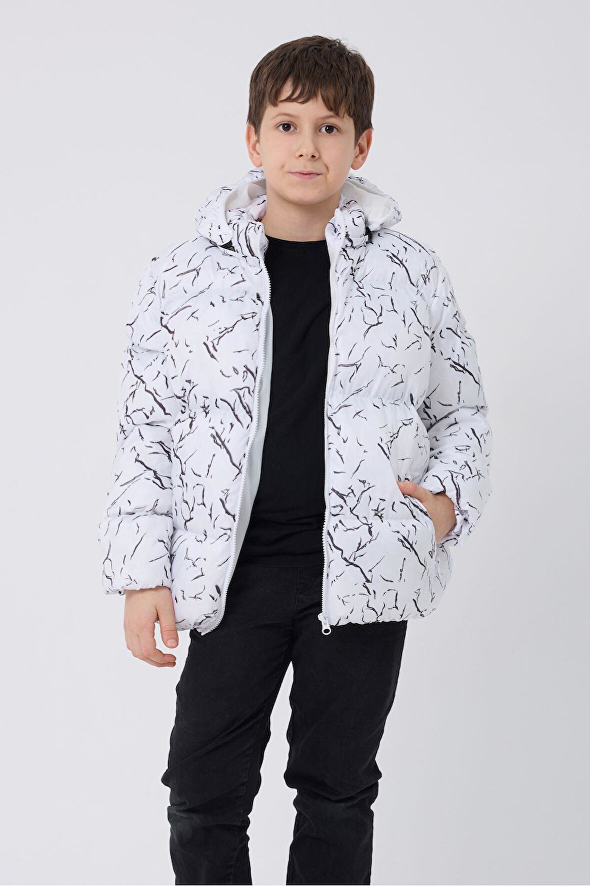 Erkek Çocuk Çıkabilir Kapüşonlu Su ve Rüzgar Geçirmez Cepli Kışlık Şişme Mont & Kaban & Parka