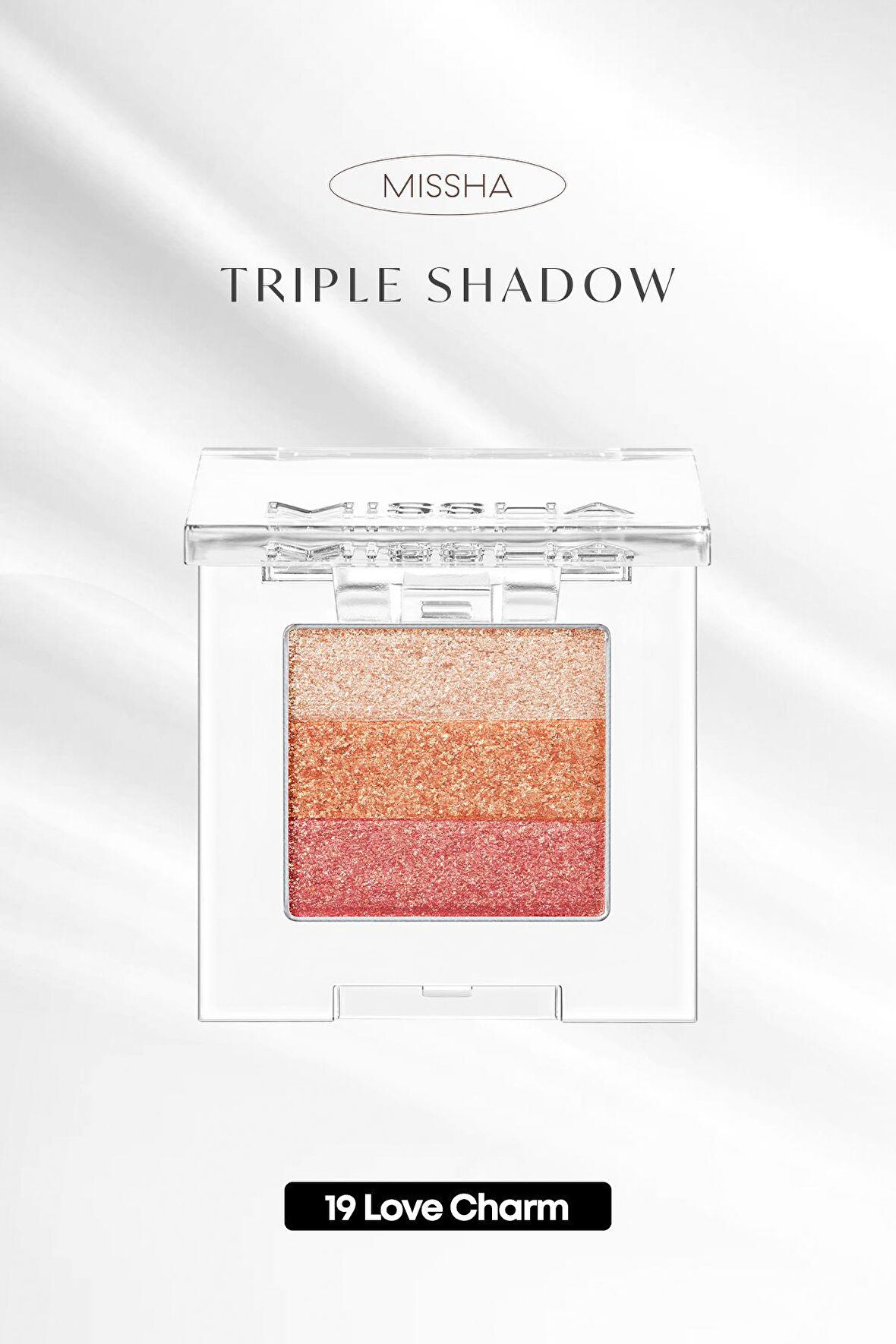 Yumuşak Dokulu, Dökülme Yapmayan 3 Renkli Göz Farı Triple Shadow No.19 (Love Charm)