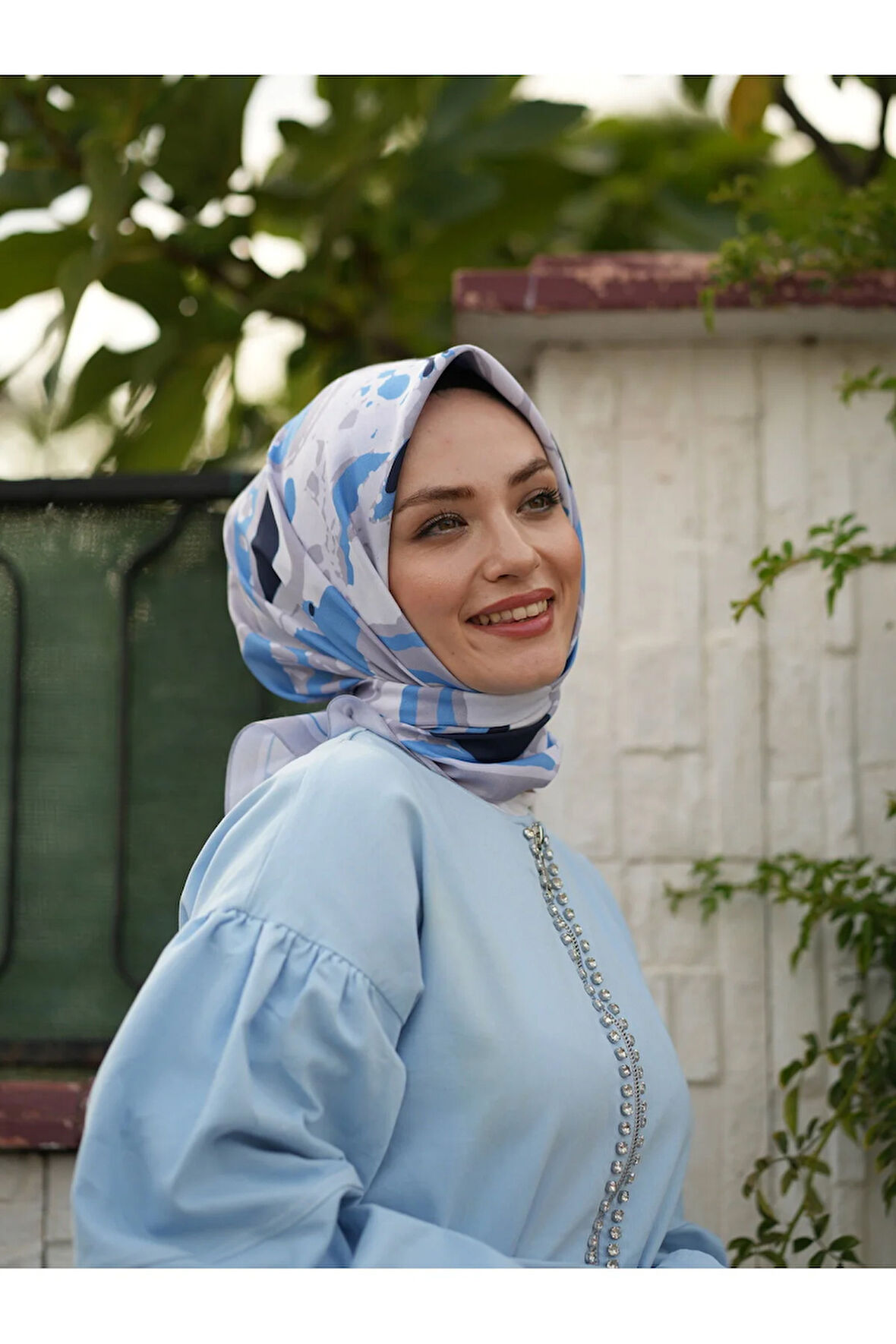 LAVİNYA DESEN PAMUKLU SOFT EŞARP