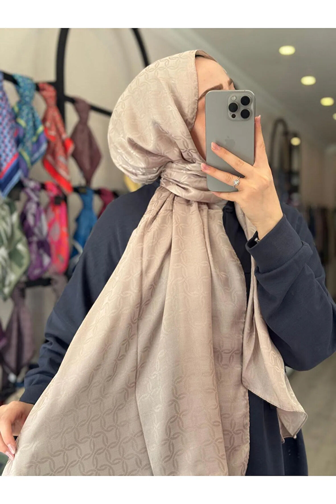 HALKA DESEN JAKAR ŞAL