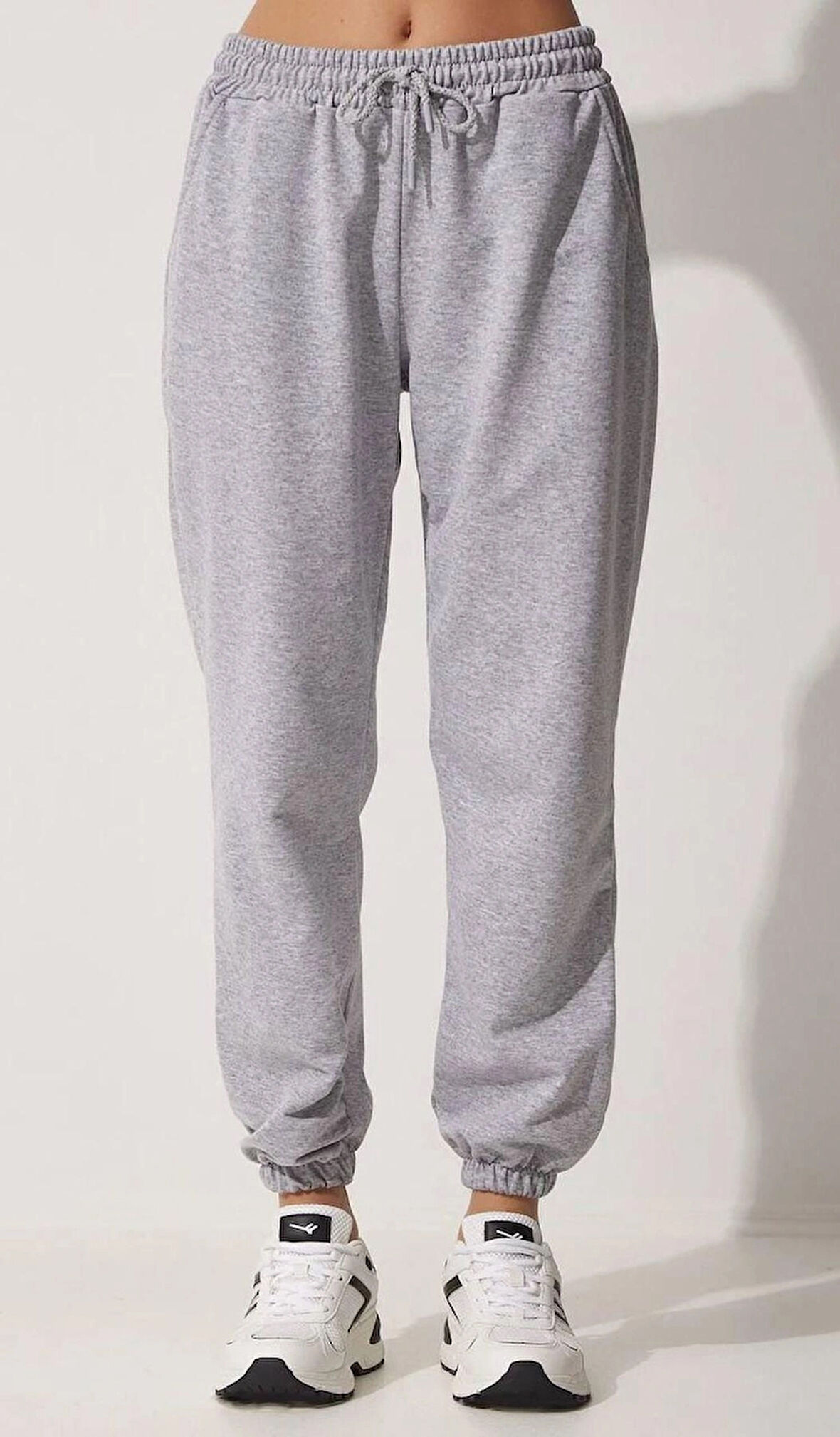 GİYFEST MEVSİMLİK LASTİKLİ EŞOFMAN ALTI 