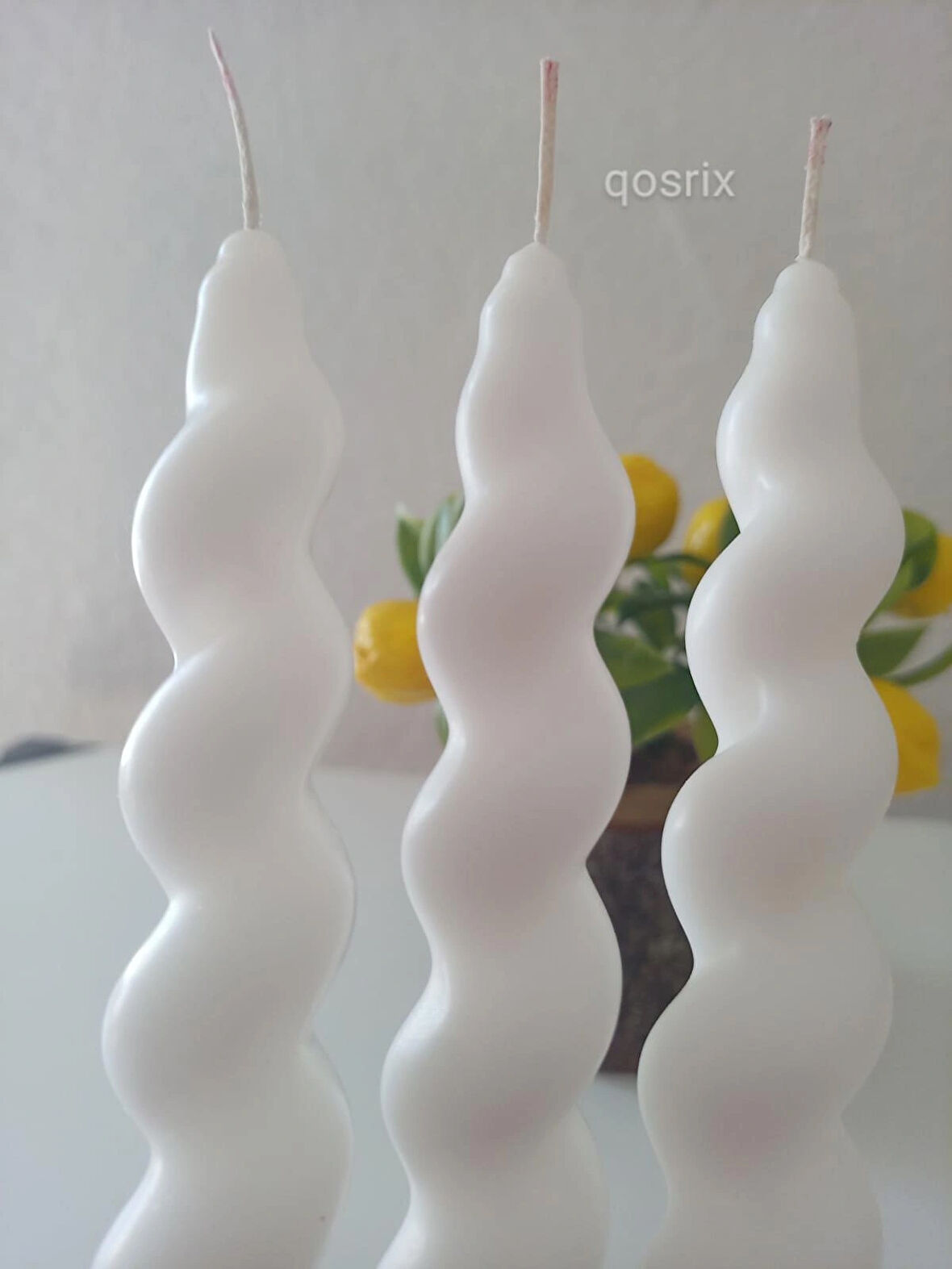 3'lü Beyaz Italyan Burgulu Şamdan Soya Mumu Doğal Kokulu Uzun Çubuk Konik Burgu Spiral Mum Dekoratif
