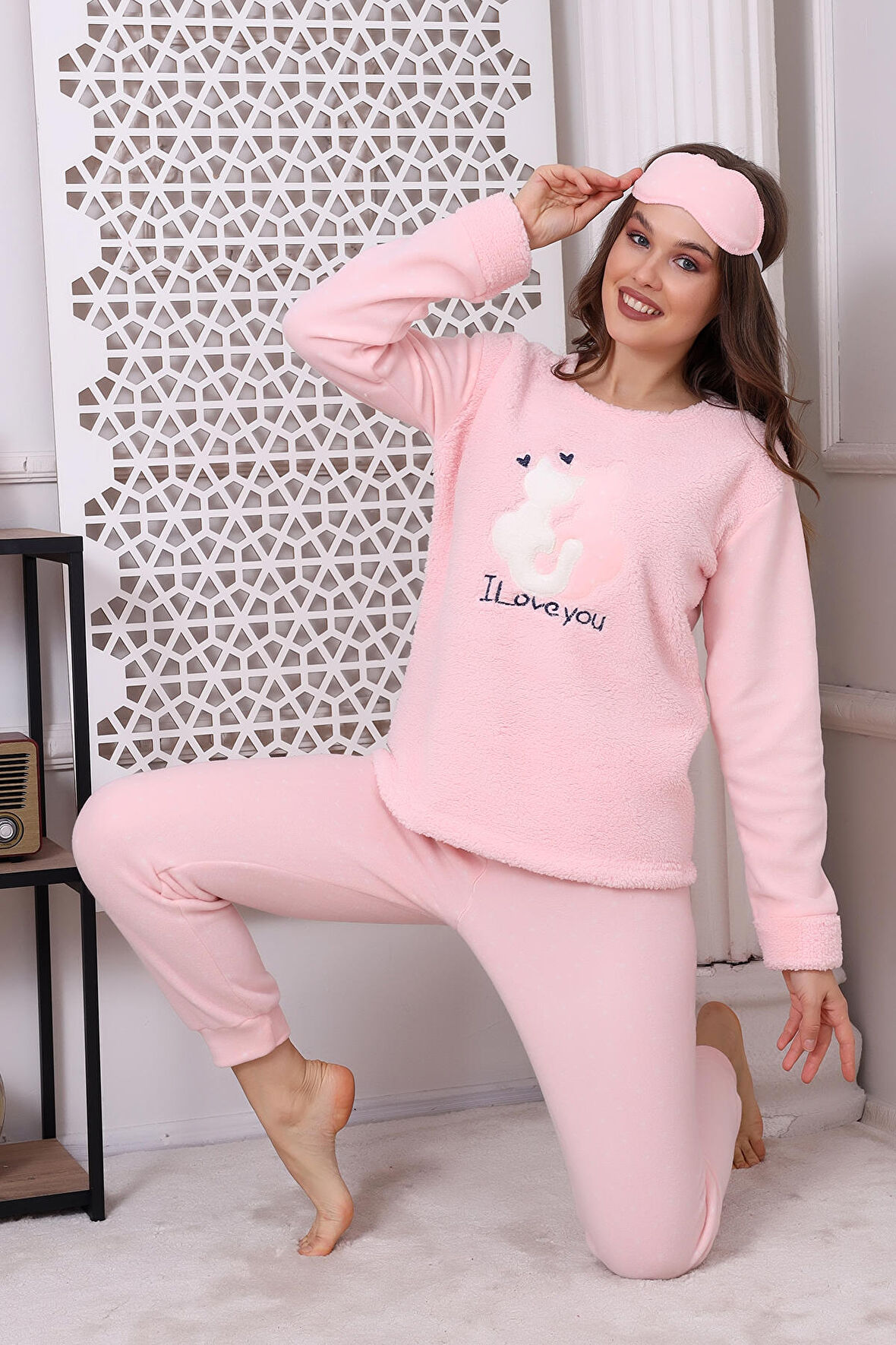 Fawn 3011 Peluş Welsoft Polar Kışlık Kadın Ev Kedi İşlemli Pijama Takımı