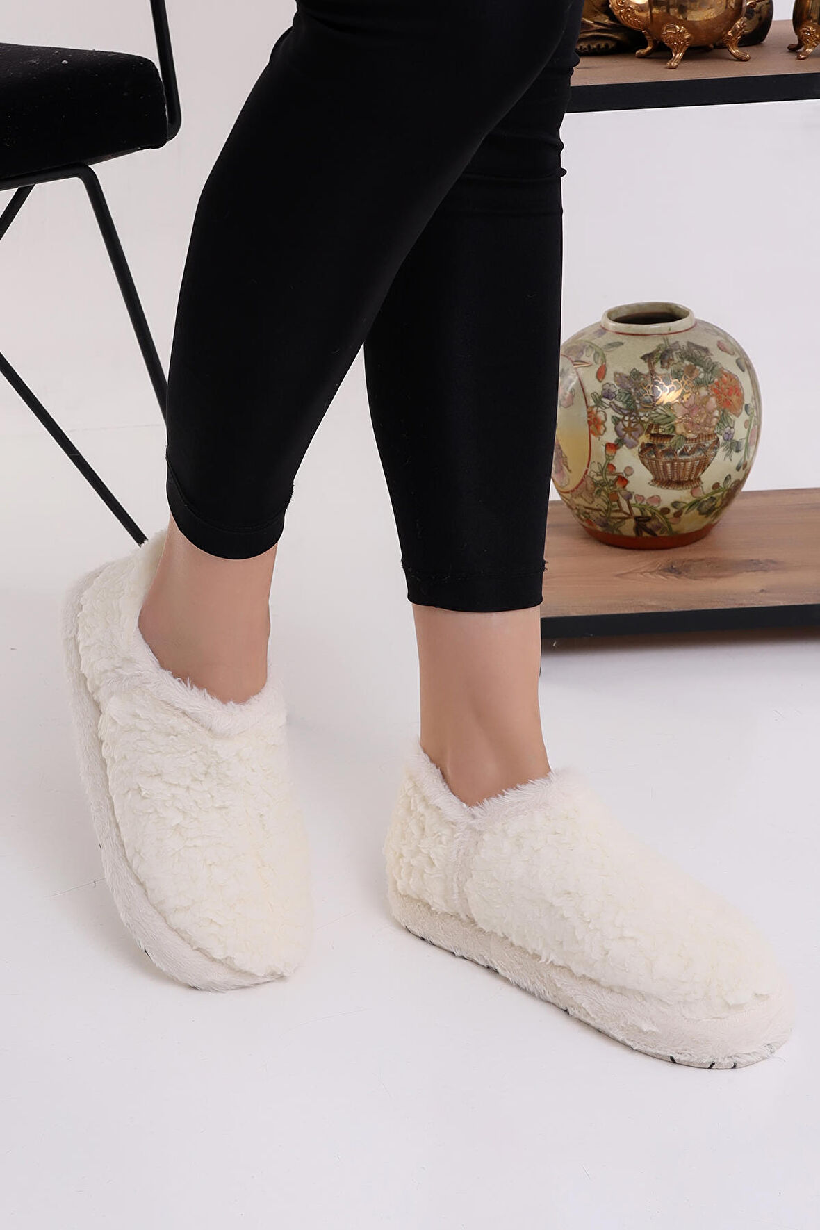Wordex Pwr EB085 Kadın Peluş Kışlık Panduf Ev Botu Pofuduk Ev Ayakkabısı