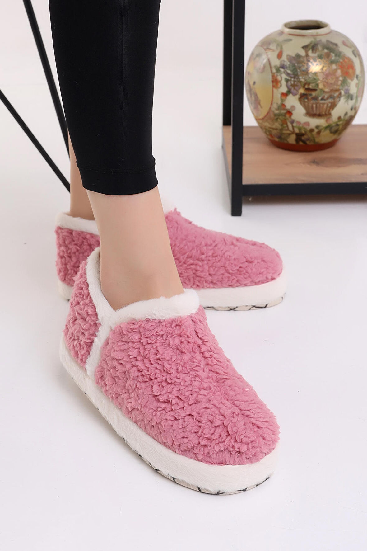Wordex Pwr EB085 Kadın Peluş Kışlık Panduf Ev Botu Pofuduk Ev Ayakkabısı