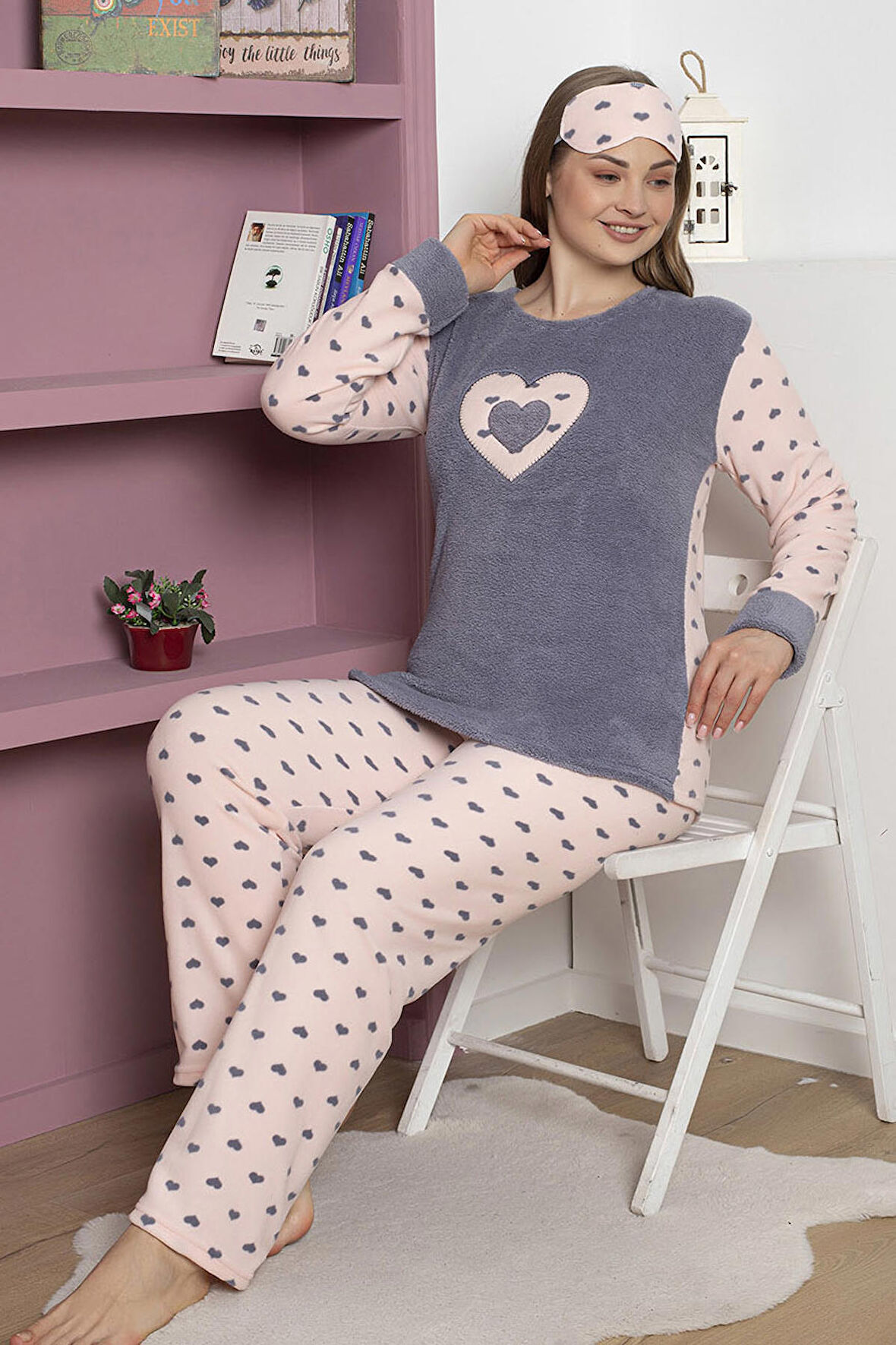 Fwn 5101 Büyük Beden Peluş Welsoft Polar Kışlık Kalpli Kadın Pijama Takımı