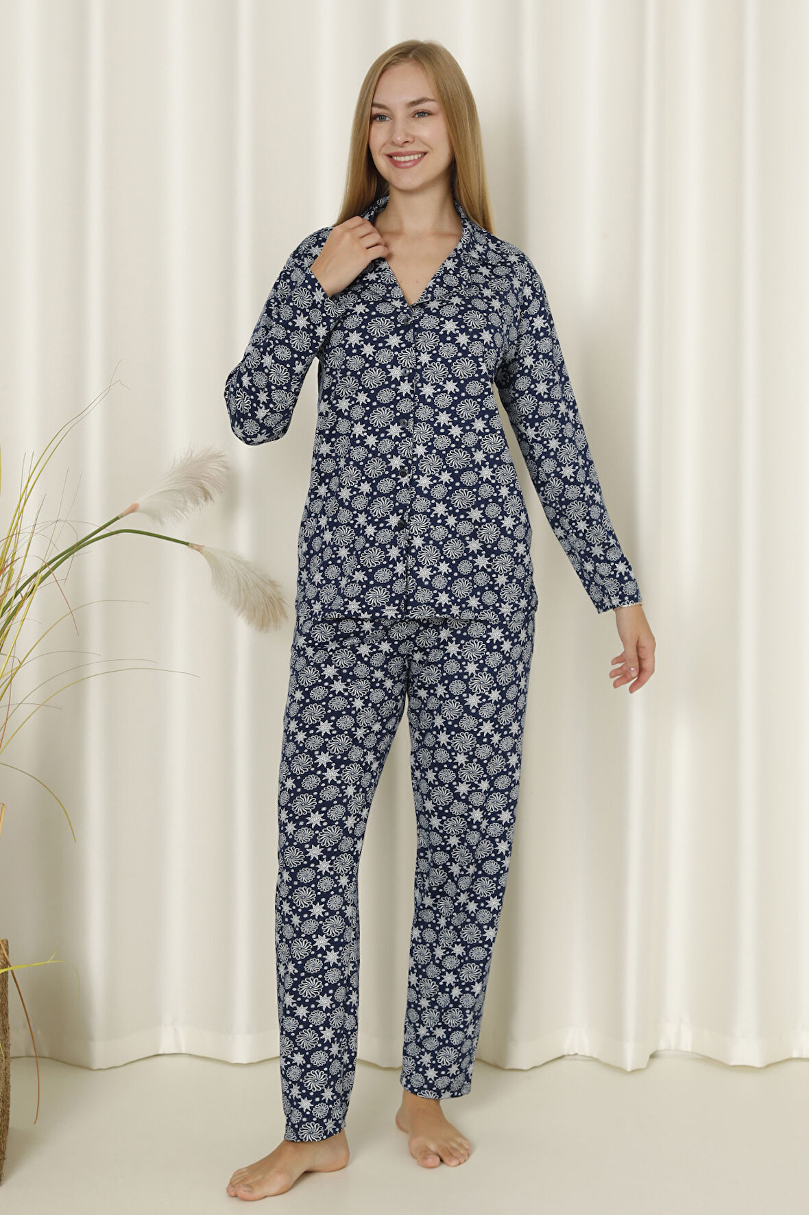 Mirano 9504 Milan Yumuşak Kumaş Boydan Düğmeli Uzun Kollu Kadın Pijama Takımı