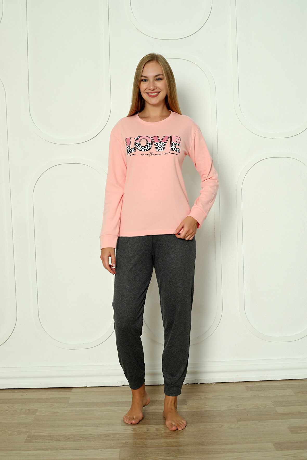 Fawn 04-3011 İnterlok Kumaş Love Baskılı Kışlık Ev Kadın Pijama Takımı