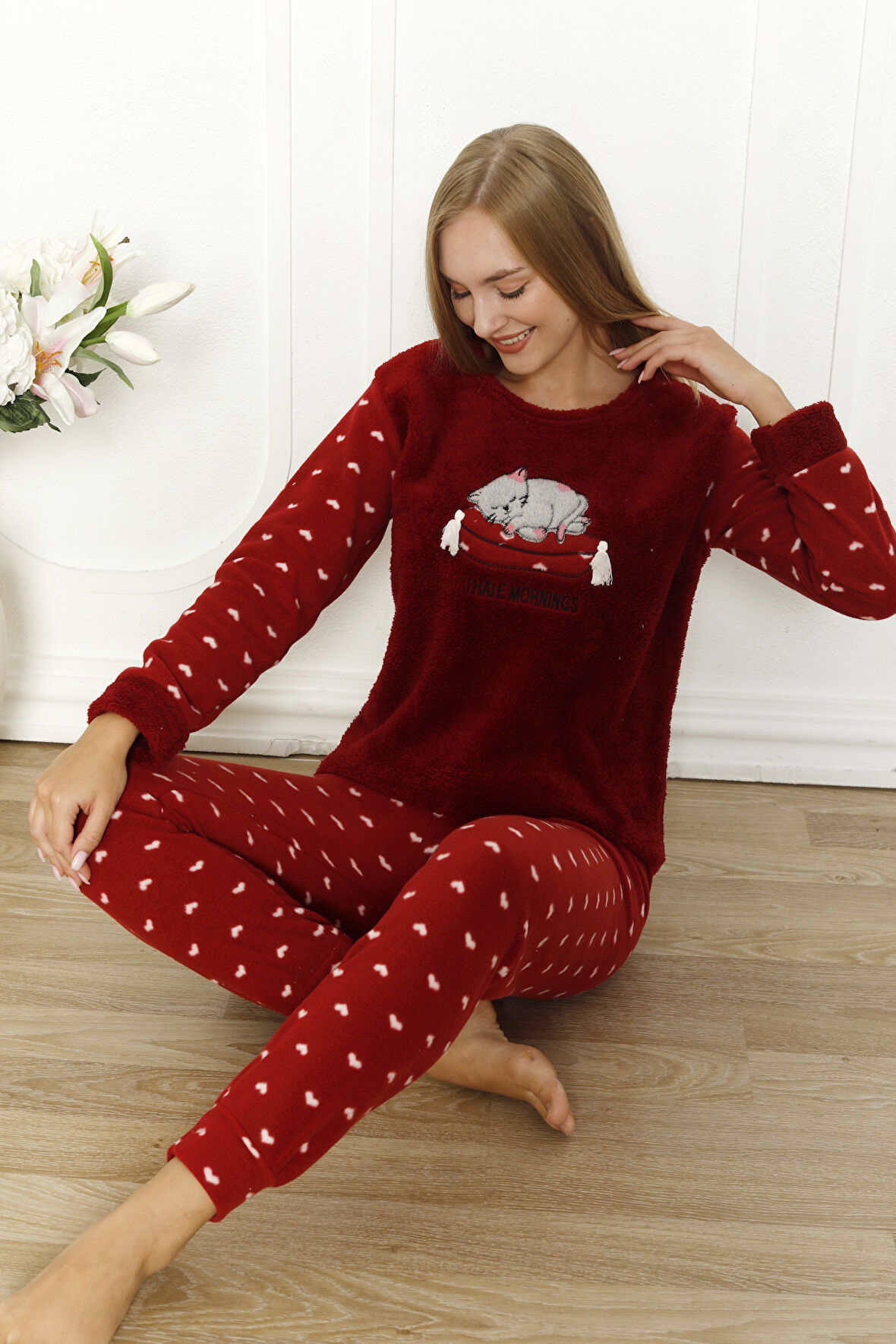 Fawn 5006 Peluş Welsoft Polar Kışlık Yumoş Kadın Pijama Takımı Uyuyan Kedili