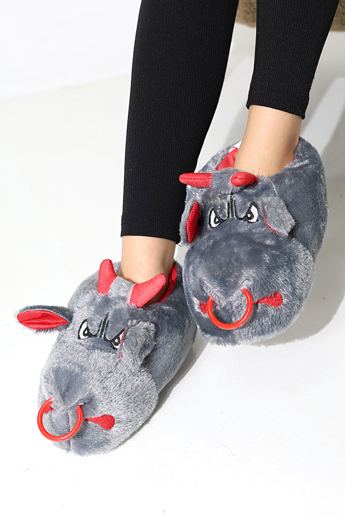 Hayvanlı B20 Boğa Modelli Kışlık Kadın Erkek Panduf Ev Içi Sessiz Taban Panduf