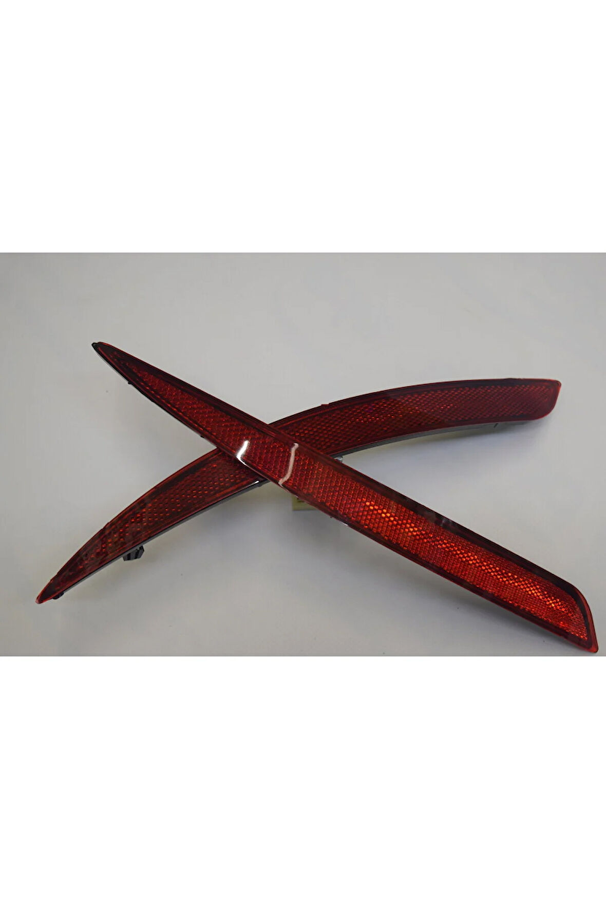 Egea Sedan Arka Tampon Reflektörü Takım 51998149