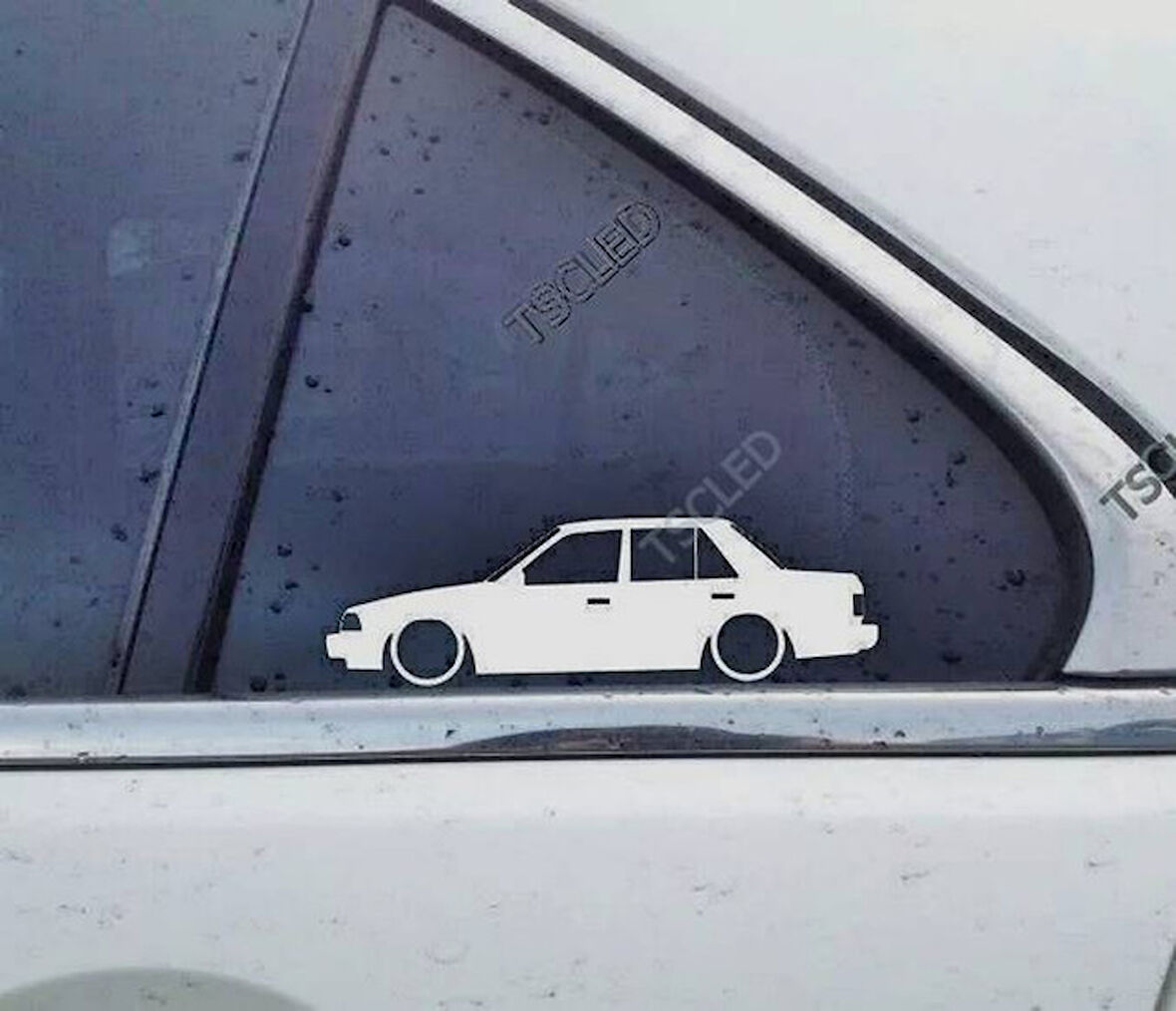 323 sedan Kelebek Cam Oto Sticker 2 Adet